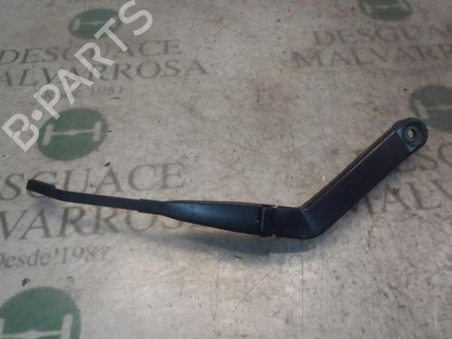 Used Rear windshield wiper arm NISSAN X-TRAIL I (T30) 2.2 DCi (114 hp) 3809027