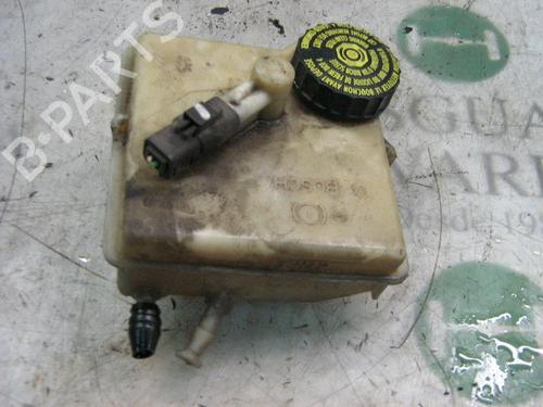 Used Power steering reservoir Power steering reservoir CITROËN XSARA PICASSO (N68) 2.0 HDi (90 hp) 14295415 14295415