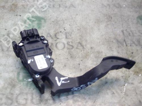 Pedale Pedale FORD FIESTA V (JH_, JD_) 1.4 TDCi (68 hp) 3786883 3786883