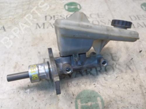 Used Brake master cylinder Brake master cylinder OPEL VIVARO A Bus (X83) [2001-2015] 4014497 4014497