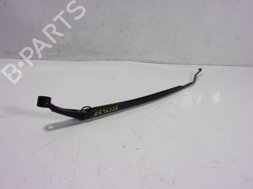 Used Front windshield wiper arm Front windshield wiper arm TOYOTA YARIS CROSS (MXP_) 1.5 Hybrid (MXPJ10) (116 hp) 11037297 11037297