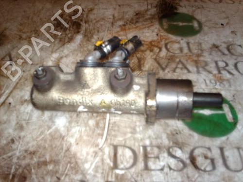 Used Brake master cylinder Brake master cylinder ALFA ROMEO 146 (930_) 1.6 i.e. 16V T.S. (930.B2B, 930.B2C) (120 hp) 3735473 3735473