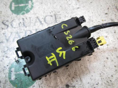 Fuse box PEUGEOT 208 I (CA_, CC_) | BP4008181E1