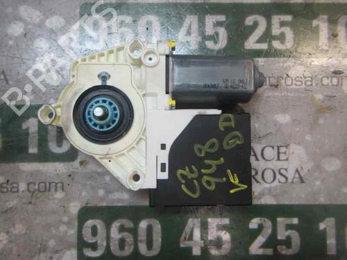 Used Right front window motor SEAT LEON (1P1) 2.0 TDI 16V (140 hp) 3861777