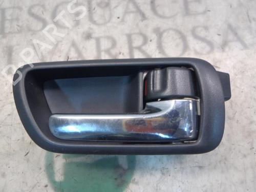 Used Front right interior door handle Front right interior door handle TOYOTA COROLLA Verso (ZER_, ZZE12_, R1_) 2.2 D-4D (AUR10_, AUR10R) (136 hp) 3797916 3797916