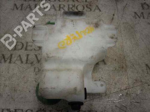 Used Windscreen washer tank Windscreen washer tank MITSUBISHI PAJERO II (V3_W, V2_W, V4_W, V5_W) [1990-2001] 7413154 7413154