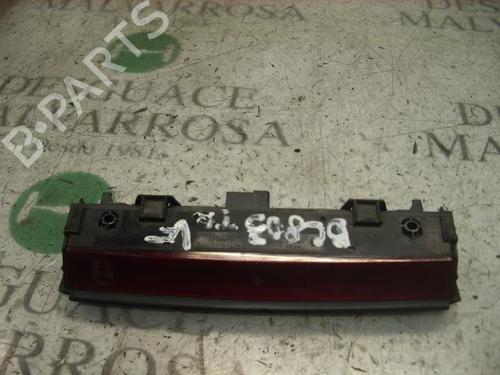 Used Rear center light Rear center light ALFA ROMEO 147 (937_) 1.6 16V T.SPARK ECO (937.AXA1A, 937.BXA1A) (105 hp) 10968513 10968513