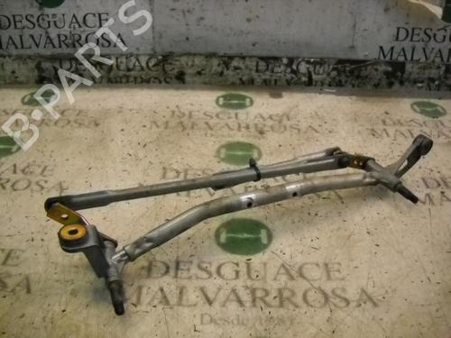 Used Front wipers mechanism Front wipers mechanism RENAULT MEGANE II (BM0/1_, CM0/1_) 2.0 dCi (BM1K, CM1K) (150 hp) 14267269 14267269