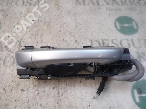 Used Rear right exterior door handle Rear right exterior door handle VW GOLF VI (5K1) 1.6 TDI (105 hp) 3824236 3824236