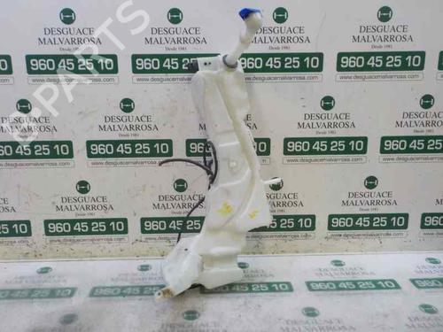 windscreen-washer-tank-ford-kuga-i-20-tdci-2008-2009-2010-2011-2012-7653599 main image