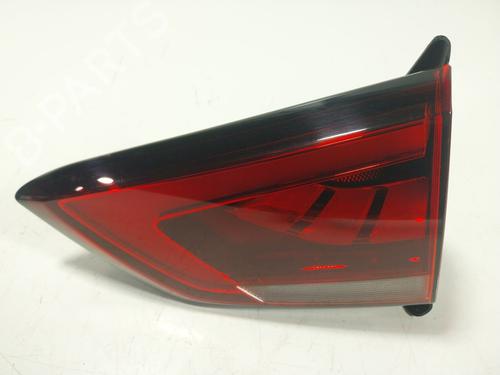 right-tailgate-light-mg-mg-zs-suv-azs1-2017-34121948 main image