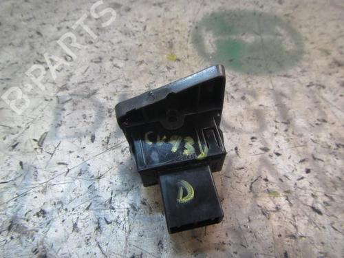 Used Right front window switch Right front window switch FIAT PANDA (169_) 1.2 (169.AXB11, 169.AXB1A) (60 hp) 3835421 3835421