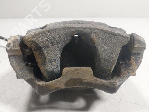 Used Right front brake caliper BMW X2 (F39) sDrive 18 d (150 hp) 24455348