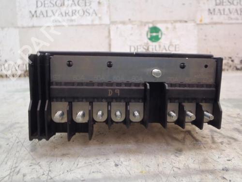 Fuse box VW PASSAT B7 Variant (365) 2.0 TDI | BP4008194E1 - Image 3