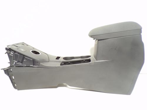 Used Armrest / Center console TOYOTA AURIS Estate (_E18_) 1.8 Hybrid (ZWE186_, ZWE186R, ZWE186H) (136 hp) 12204501