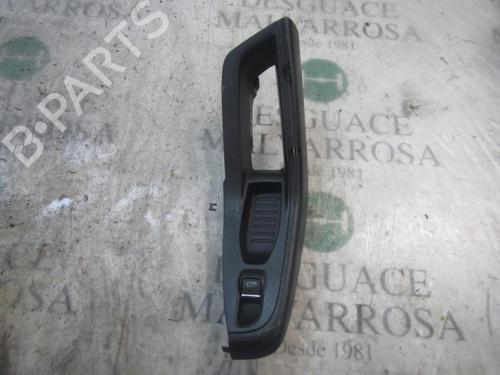 Used Right front window switch Right front window switch FORD FIESTA VI (CB1, CCN) 1.6 TDCi (95 hp) 3833284 3833284