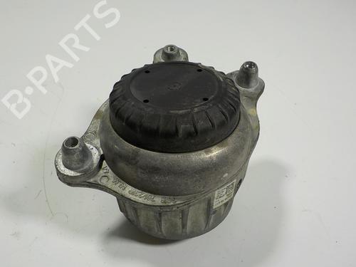 Used Engine mount MERCEDES-BENZ C-CLASS (W205) C 200 d (205.007) (136 hp) 11947254