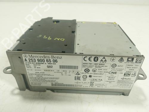 Used Radio Radio MERCEDES-BENZ GLC (X253) 200 EQ Boost 4-matic (253.981) (197 hp) 24574903 24574903
