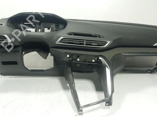 Instrumentbræt Instrumentbræt PEUGEOT 3008 II SUV (MC_, MR_, MJ_, M4_) 1.5 BlueHDi 130 (131 hp) 36013025 36013025