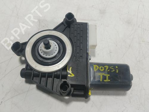 Used Left rear window motor BMW 1 (F40) 118 d (150 hp) 19783319