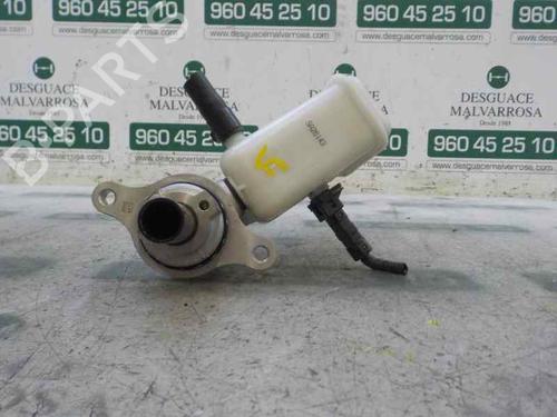 Brake master cylinder KIA SPORTAGE III (SL) 1.7 CRDi | BP6046630M77