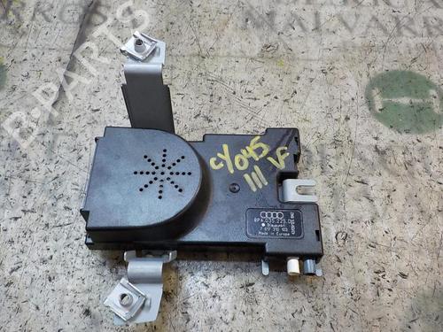 Used Electronic module AUDI A3 (8P1) 1.9 TDI (105 hp) 3847572