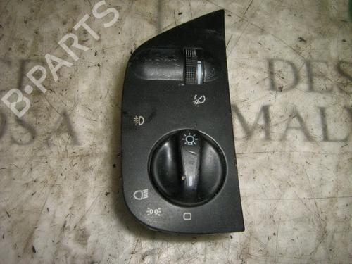Used Headlight switch VW POLO III (6N1) 55 1.3 (55 hp) 3770420
