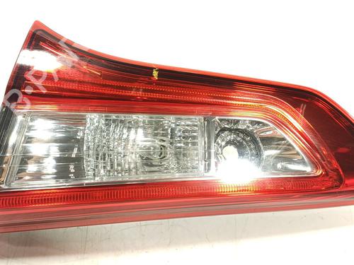 Used Right tailgate light Right tailgate light TOYOTA YARIS (_P13_) 1.5 Hybrid (NHP130_, NHP130) (101 hp) 36447541 36447541