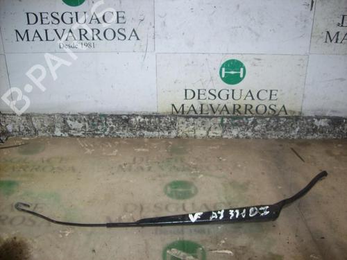 Used Front windshield wiper arm FORD FIESTA V (JH_, JD_) 1.4 TDCi (68 hp) 3749996