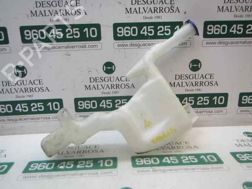 Used Windscreen washer tank FORD FIESTA VI (CB1, CCN) 1.6 Ti (120 hp) 7411660