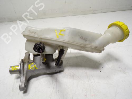 Used Brake master cylinder Brake master cylinder OPEL CROSSLAND X / CROSSLAND (P17, P2QO) 1.2 (75) (110 hp) 14453853 14453853