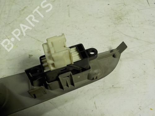 Right rear window switch NISSAN ALMERA TINO (V10) 2.2 dCi | BP8597261I28