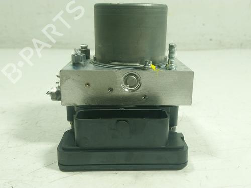 ABS Bremseaggregat NISSAN JUKE (F15) 1.6 (94 hp) 25047401