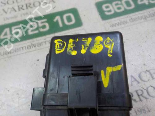 Fuse box KIA CARENS III MPV (UN) 2.0 CRDi 140 | BP5209481E1 