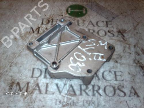 Used Engine mount CITROËN XSARA Coupe (N0) 1.6 16V (109 hp) 9085551