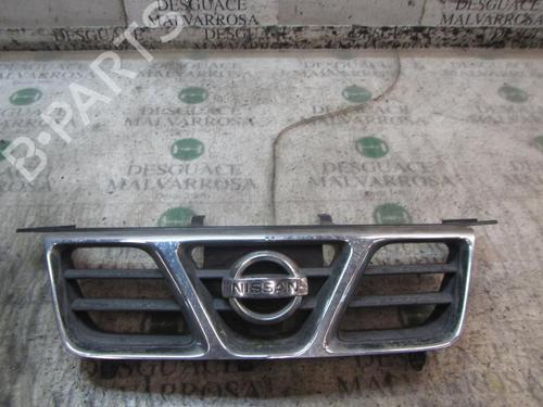 Used Grille NISSAN X-TRAIL I (T30) 2.2 DCi (114 hp) 3835472