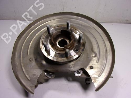 Used Left rear steering knuckle Left rear steering knuckle LAND ROVER DISCOVERY V (L462) D300 MHEV 4x4 (300 hp) 15553828 15553828