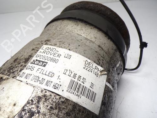 Right rear shock absorber LAND ROVER DISCOVERY III (L319) 2.7 TD 4x4 | BP13299392M19