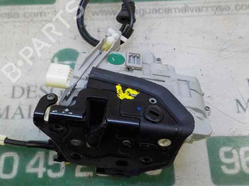 Zamek drzwi tylnych prawych VW PASSAT B7 Variant (365) 2.0 TDI 3C4839016B | 3C4839016B