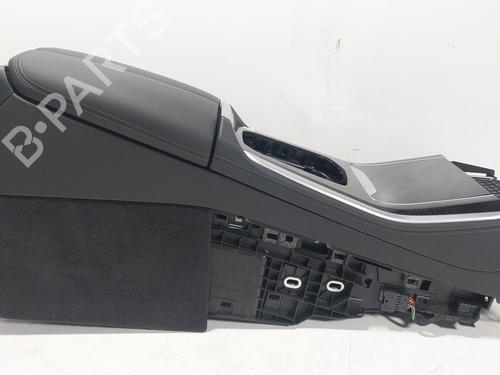 Used Armrest / Center console Armrest / Center console BMW X5 (G05, F95) xDrive 40 d Mild-Hybrid (352 hp) 33631758 33631758