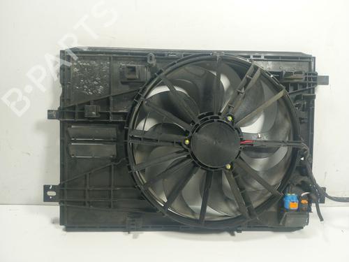 Used Radiator fan Radiator fan CITROËN C5 AIRCROSS (A_) 1.2 PureTech 130 (ARHNSJ) (131 hp) 18893227 18893227