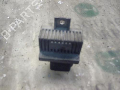 Used Electronic module Electronic module RENAULT MASTER II Van (FD) 2.5 dCi 100 (FD0U, FD0V, FD3U, FD3V, FD8U, FD8V) (99 hp) 9090221 9090221