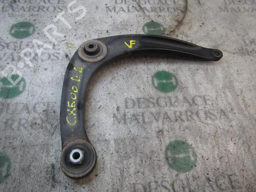 Used Right front suspension arm PEUGEOT 308 I (4A_, 4C_) 1.6 16V (120 hp) 3841463
