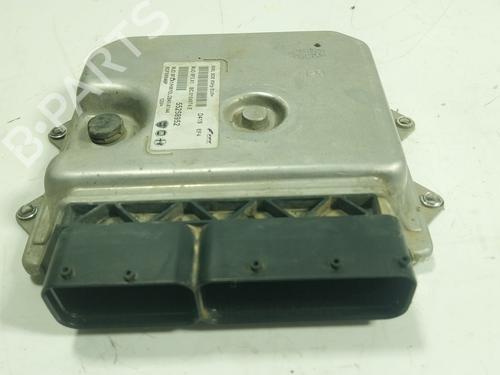 Used Engine control unit (ECU) FIAT 500L (351_, 352_) [2012-2025]  25045104