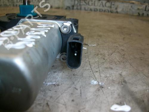 Right front window motor FORD FIESTA V (JH_, JD_) 1.4 TDCi | BP3748010E20 