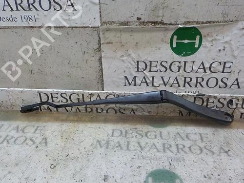 Used Front windshield wiper arm Front windshield wiper arm 3850747 3850747