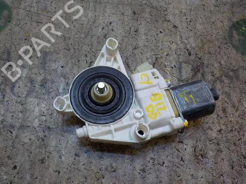 Rudehejsemotor forskærm højre MERCEDES-BENZ C-CLASS (W204) [2007-2015]  9081226