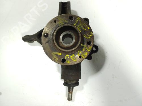 Used Right front steering knuckle Right front steering knuckle CITROËN C4 I (LC_) 1.4 16V (88 hp) 4706176 4706176