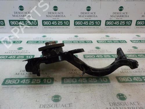 Used Left front steering knuckle SKODA SUPERB I (3U4) 2.5 TDI (163 hp) 4004231