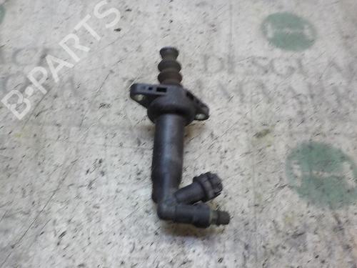 Used Clutch slave cylinder VW POLO (9N_, 9A_) 1.4 TDI (70 hp) 14278665